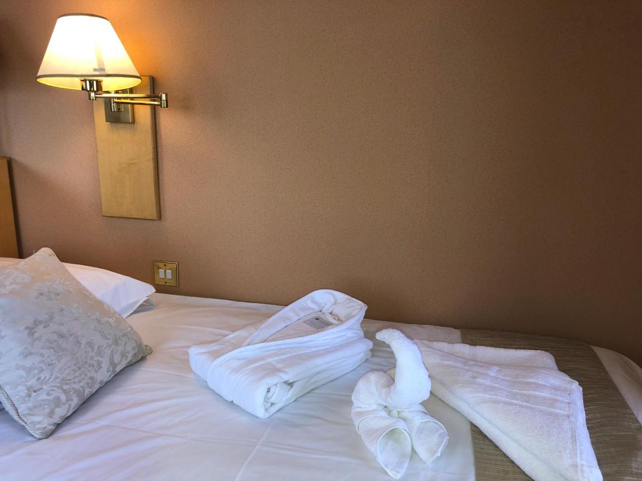 Cliff House Hotel Bournemouth Room photo
