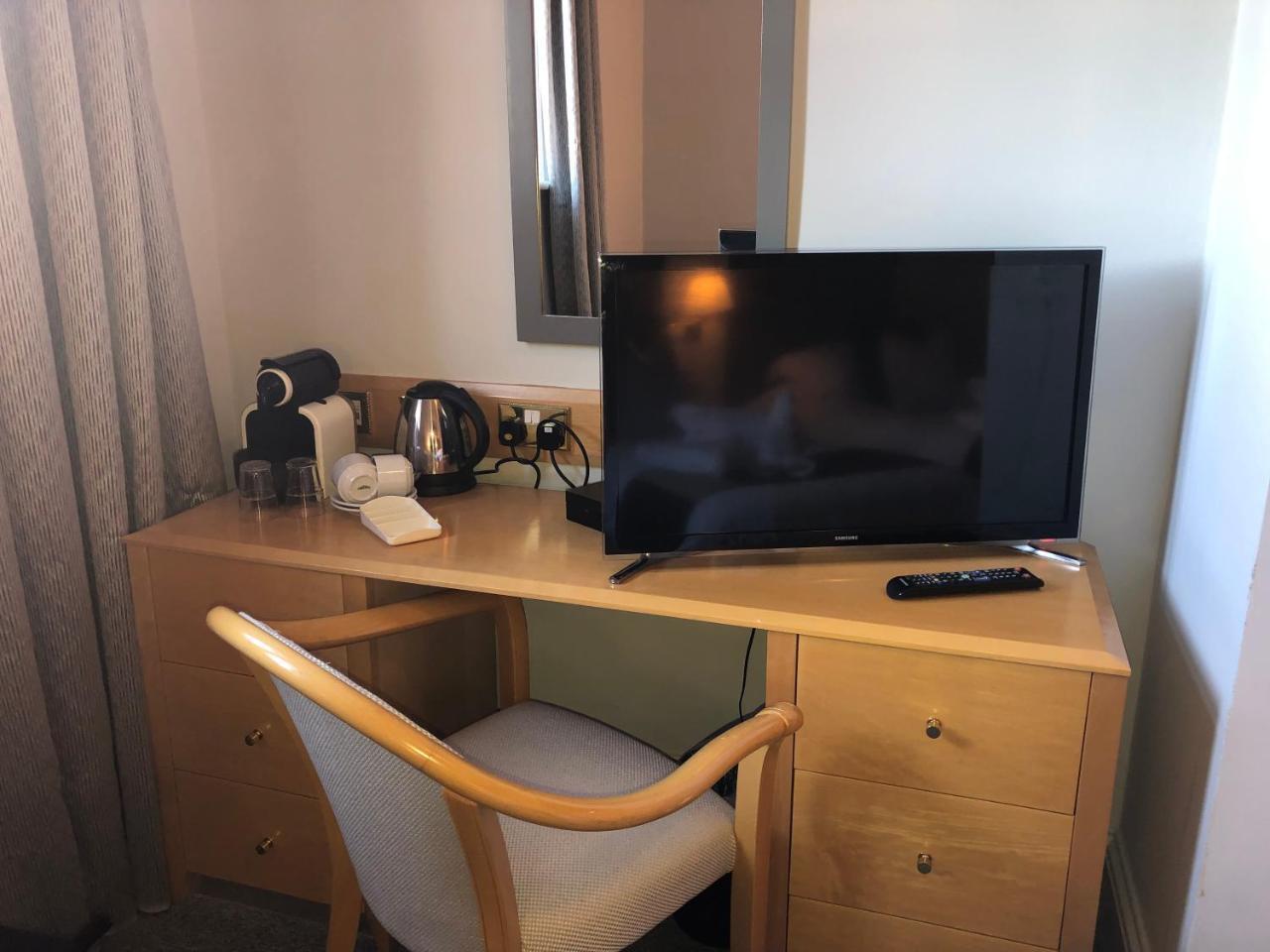 Cliff House Hotel Bournemouth Room photo